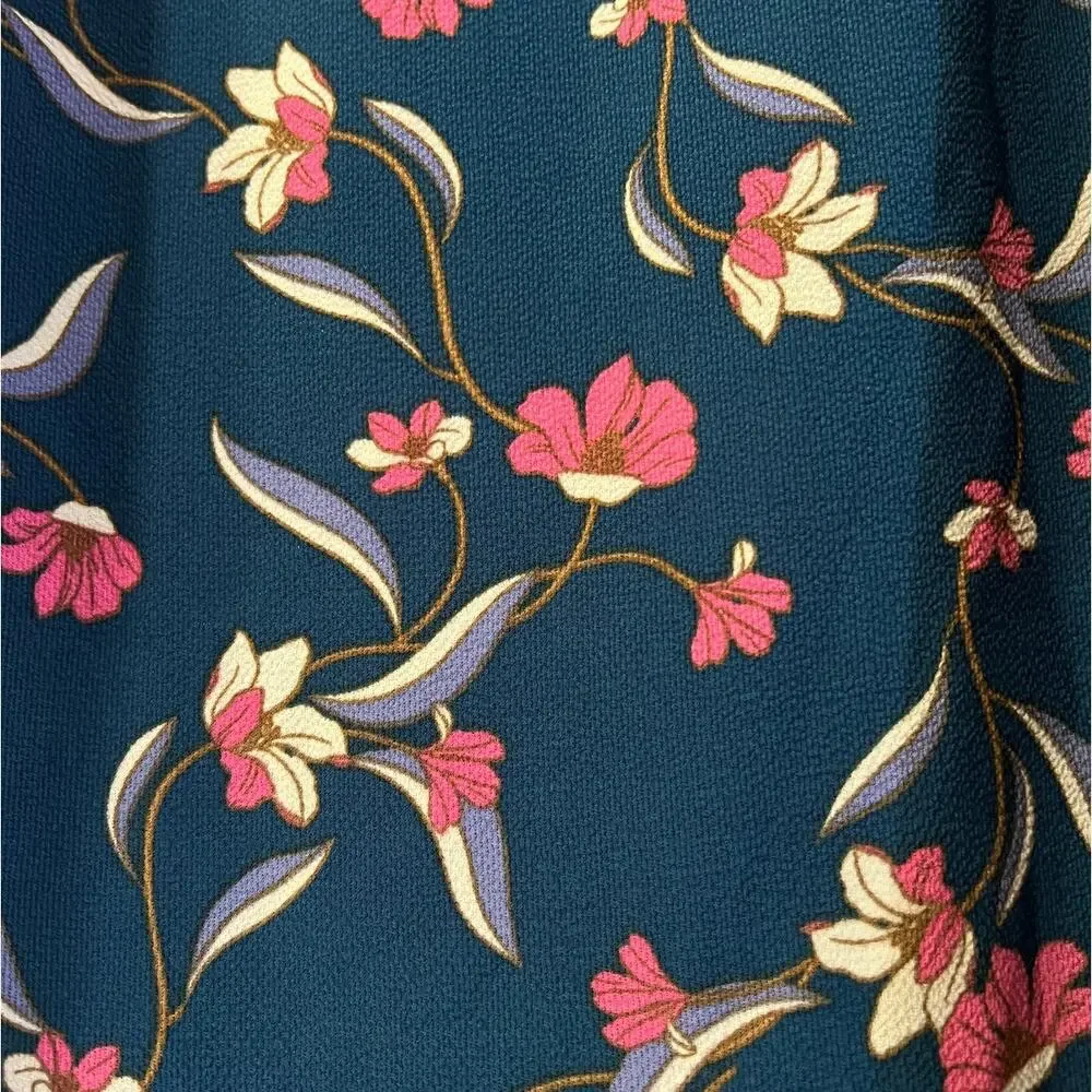 41Hawthorn (S) Morey Split Neck Short Sleeve Blouse - Stitch Fix Floral Top - Picture 7 of 10